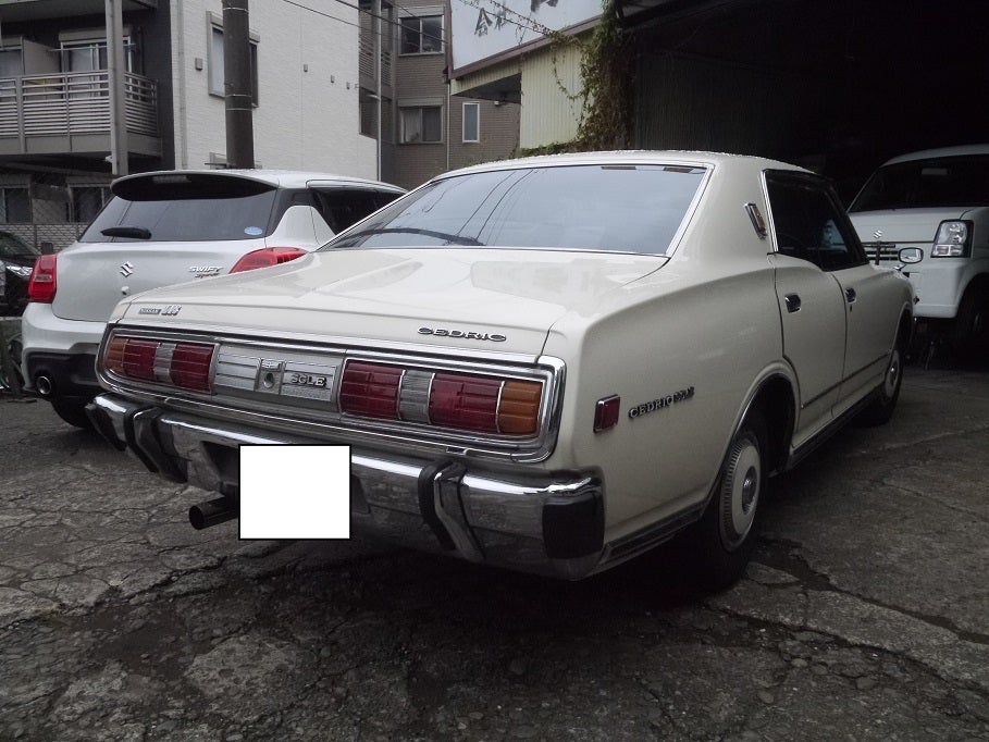 日産 セドリック330 作業写真 1
